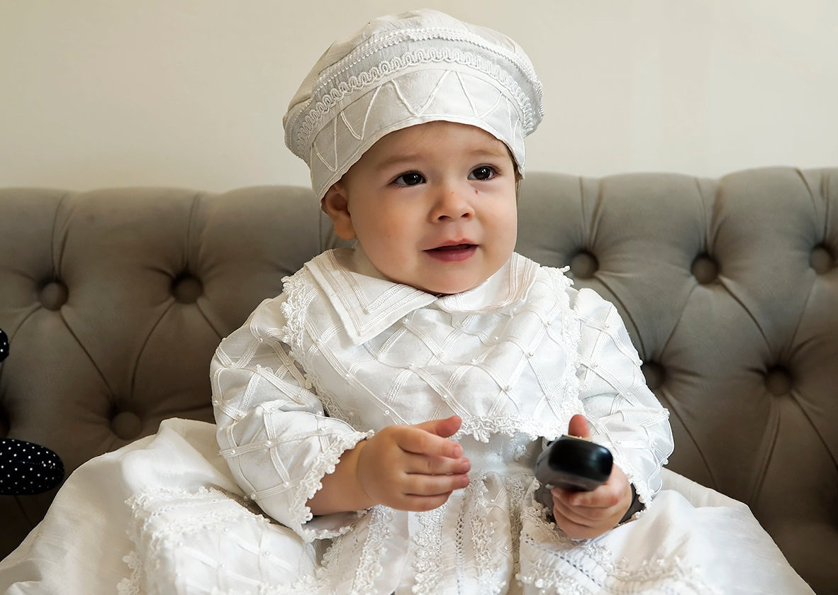 ropon con boina bautizo