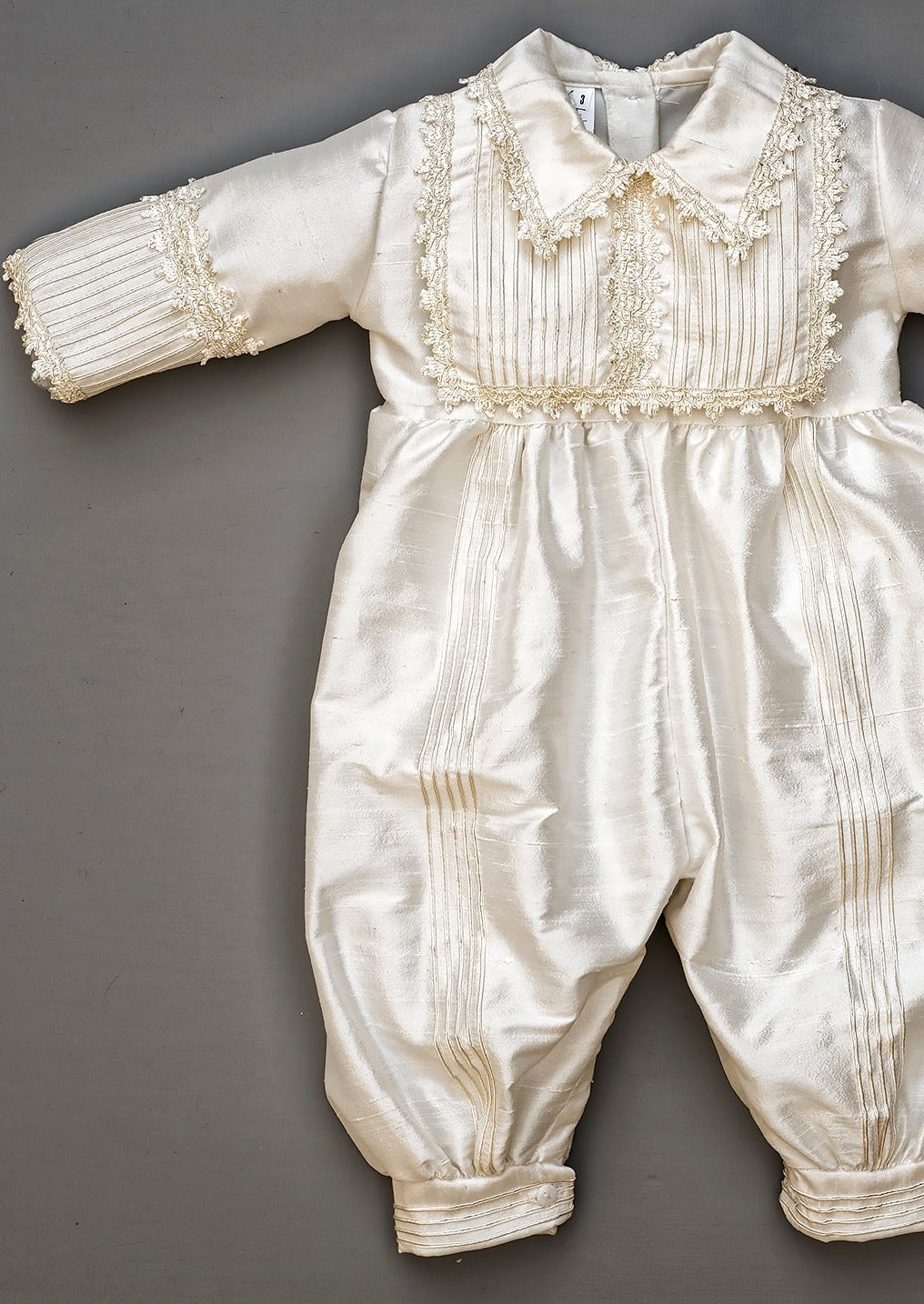 Ropon color hueso desmontable modelo B002