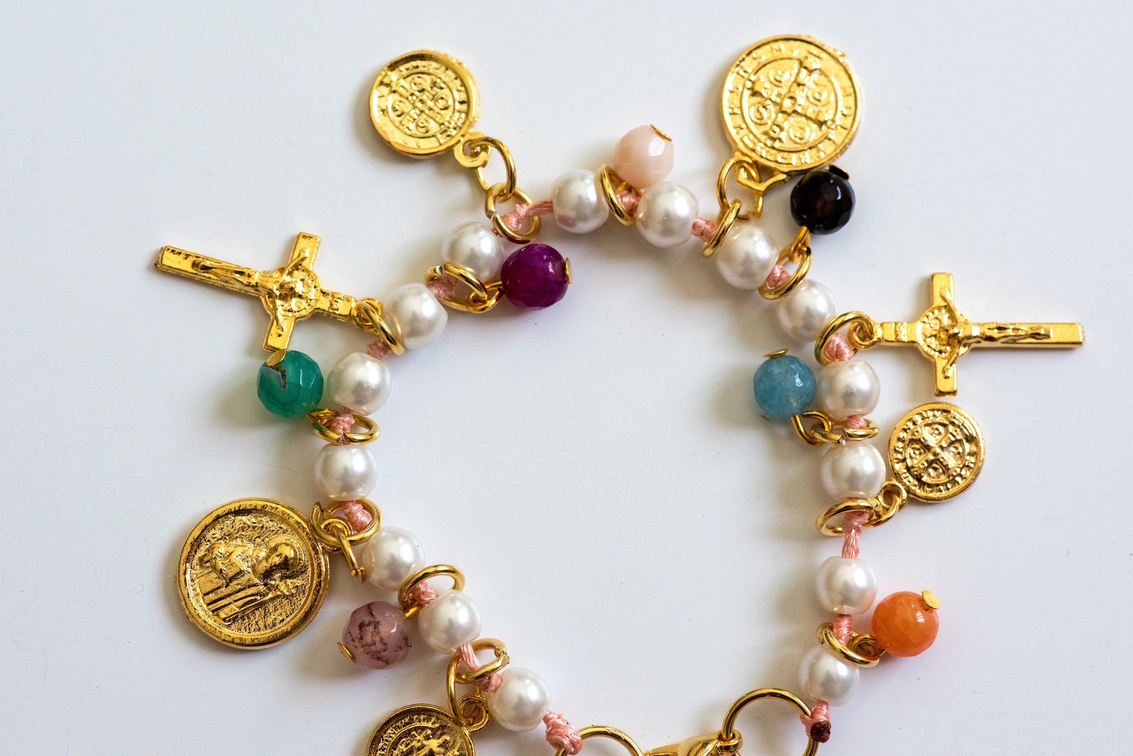 Pulsera San Benito / Recuerdo Bautismo (Paquete con 10 o 50)