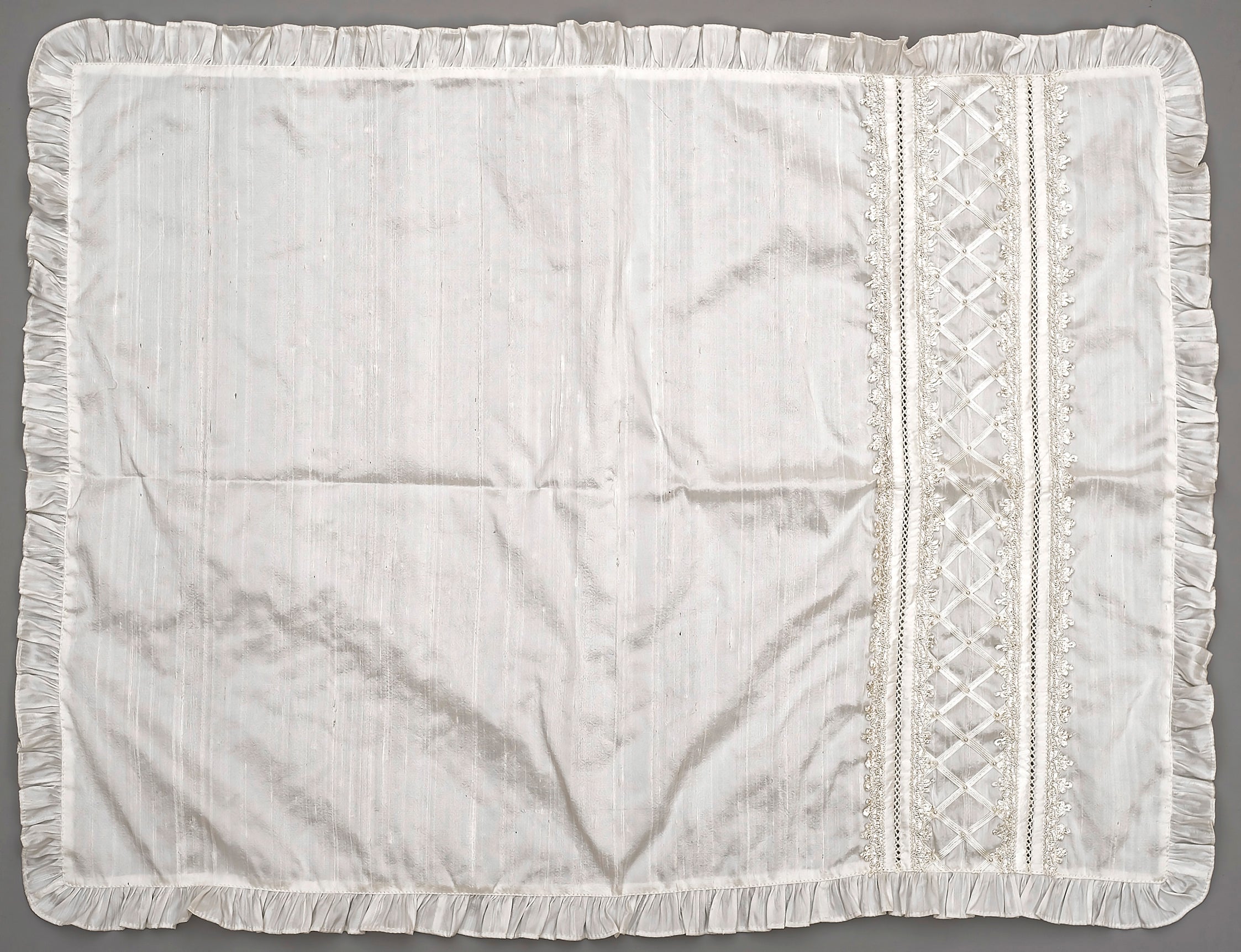 Sabanita blanca para bautizo