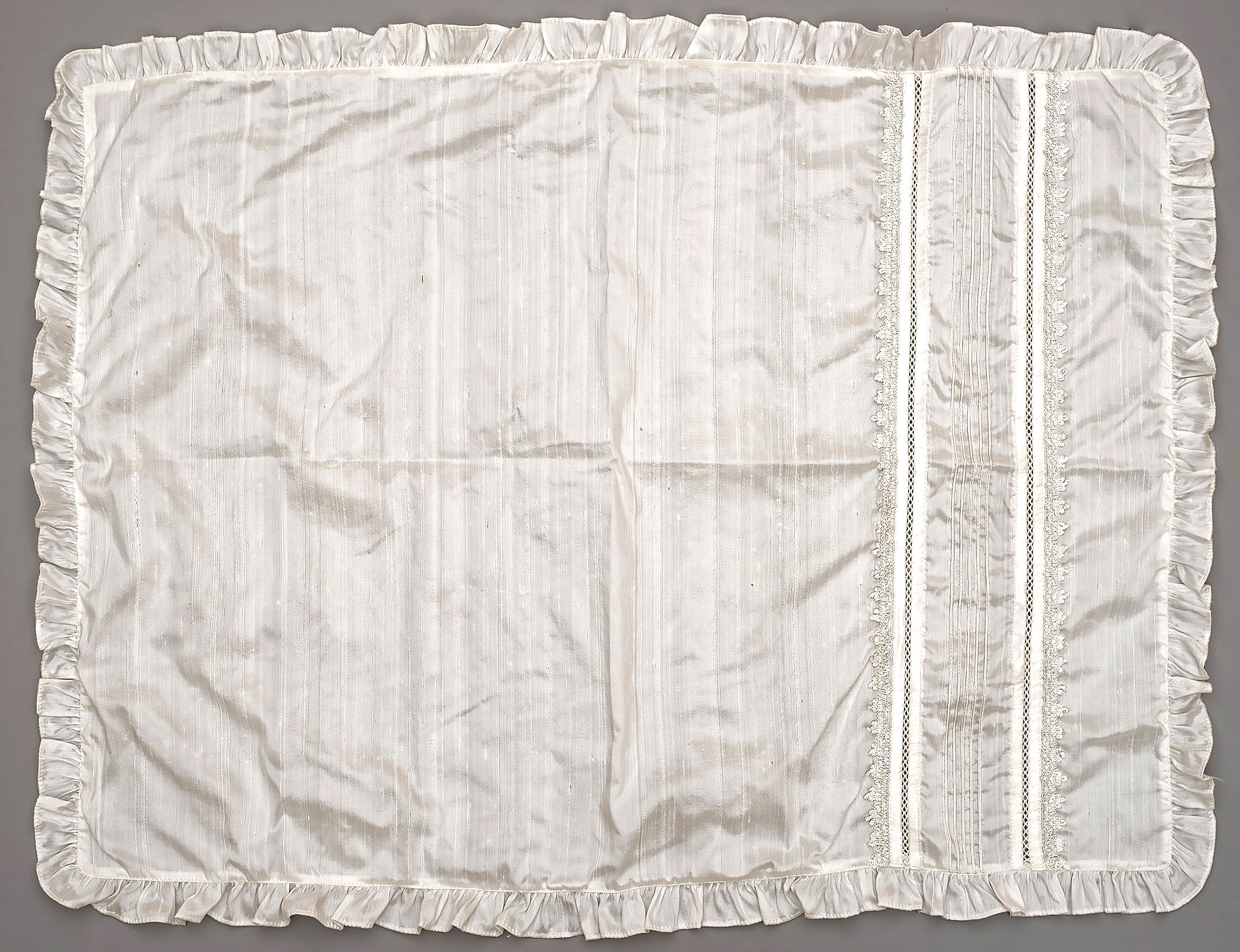 Sabanita para bautizo B009