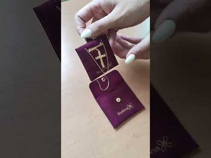 Pin Cruz en Chapa de Oro Con Cadena