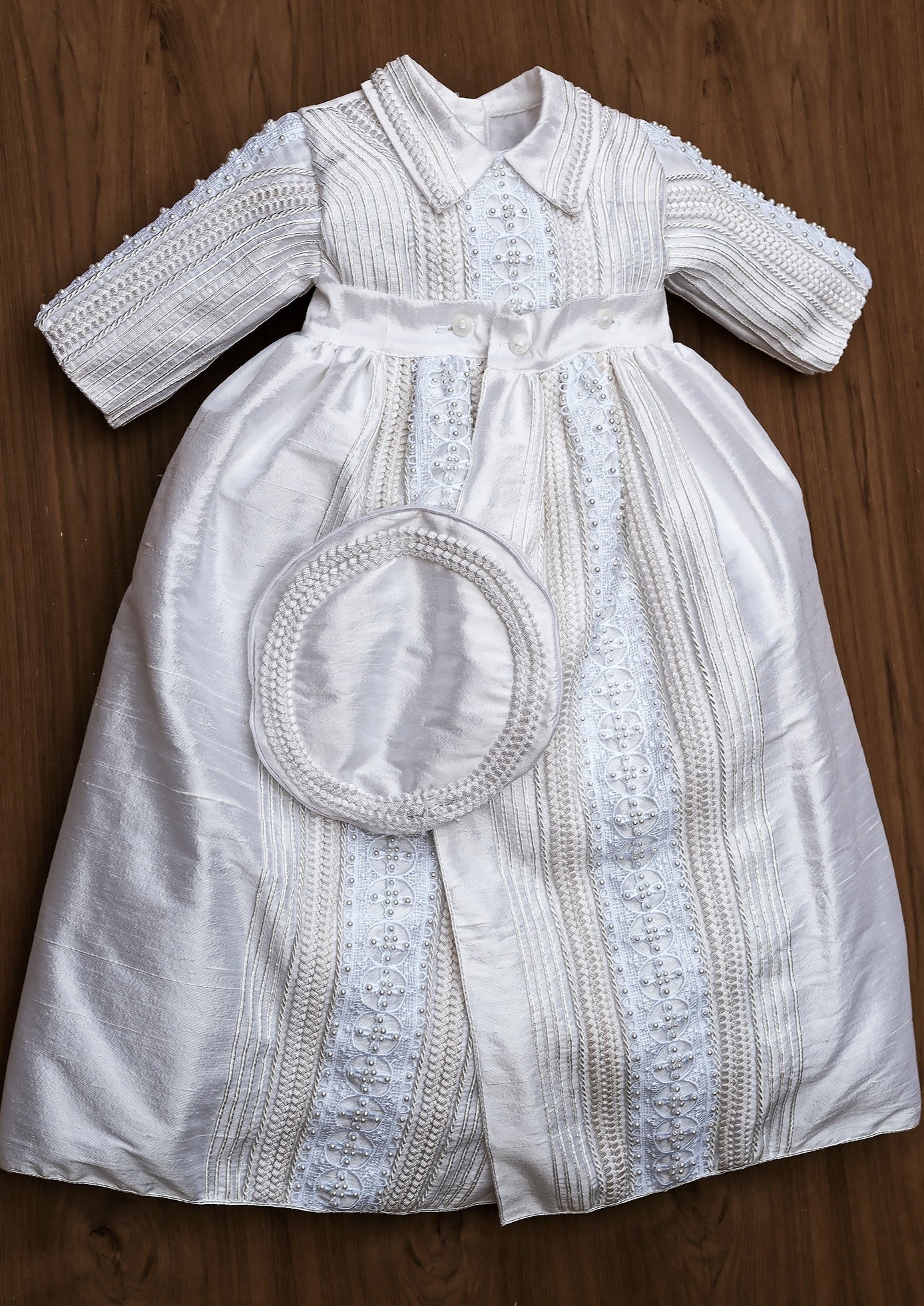 Ropon para niño B017 Burbvus, ropones Bordado a Mano, Desmontable. Ropon Bautizo