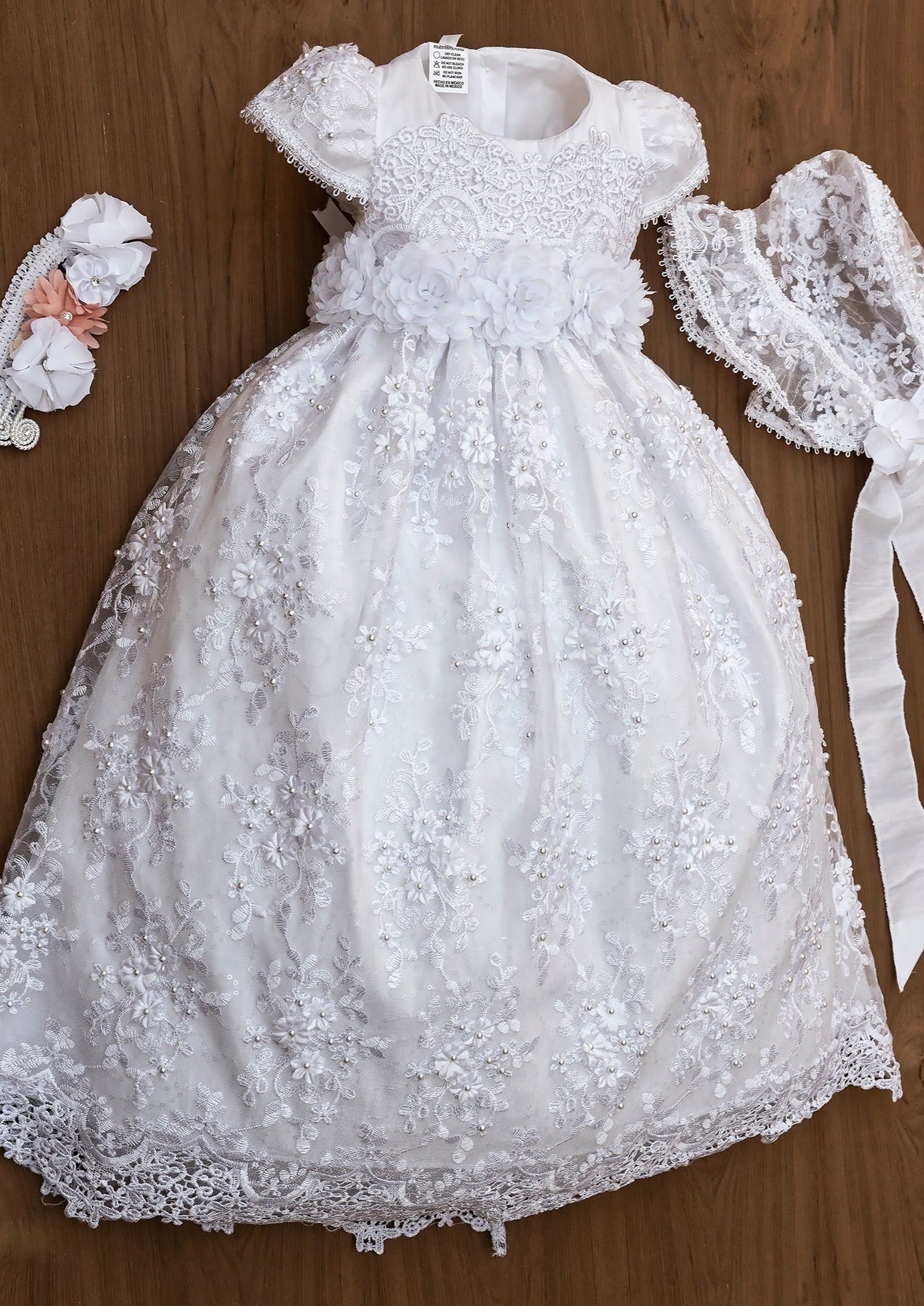 ropon para niña hecho a mano encaje y bello tul bordado