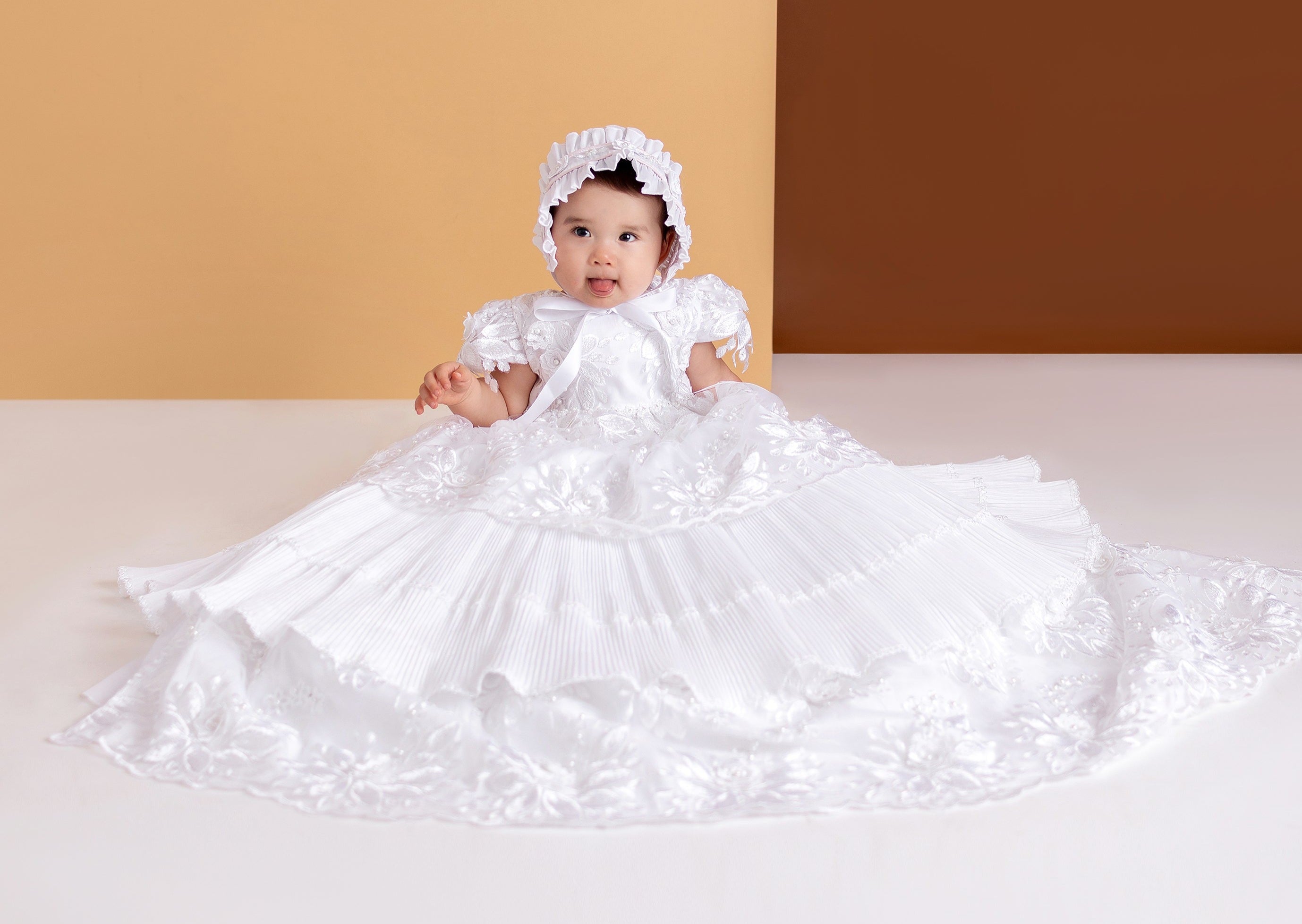 Ropon para niña bautizo Burbvus G027